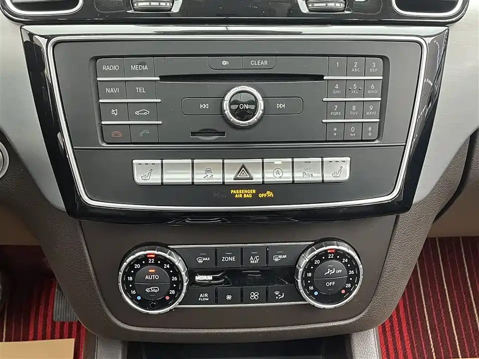 Mercedes-Benz GLS Mercedes-Benz GLS