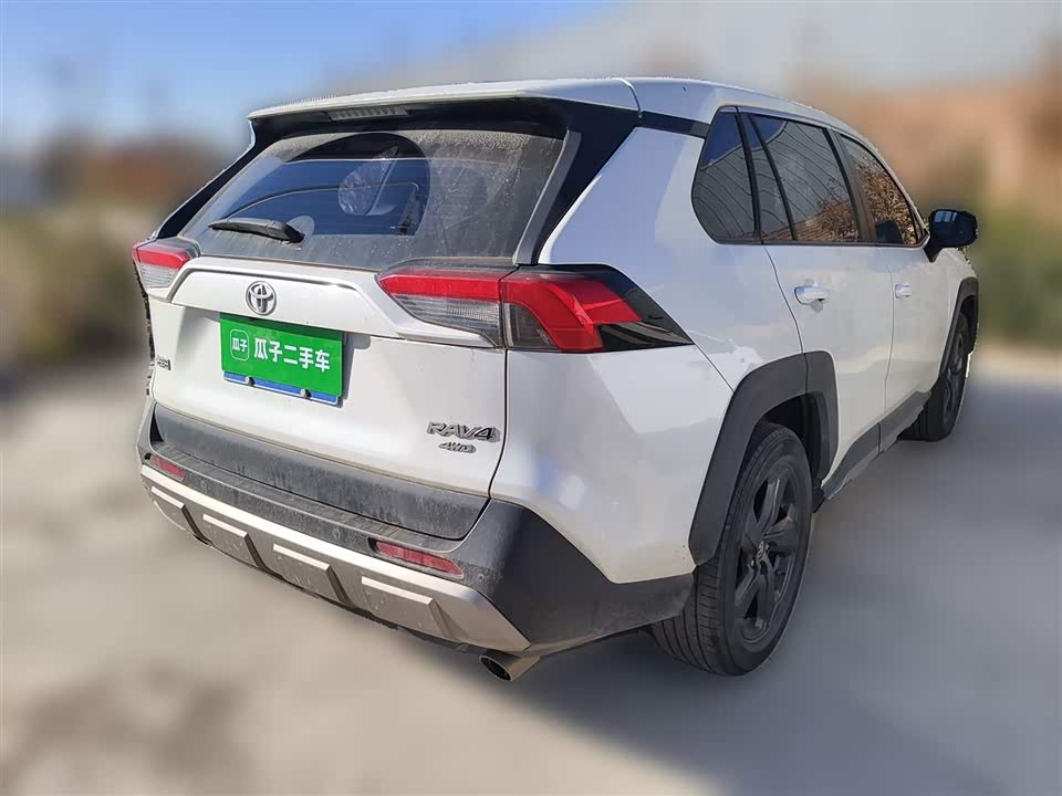 Toyota RAV4 Rongfang