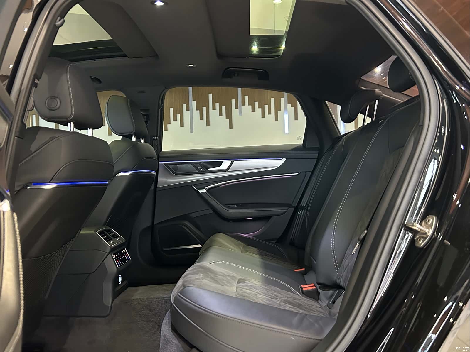 Audi A6L, 2020 23