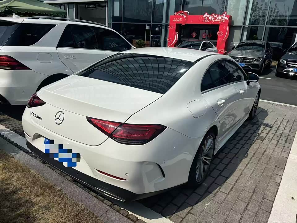Mercedes-Benz CLS