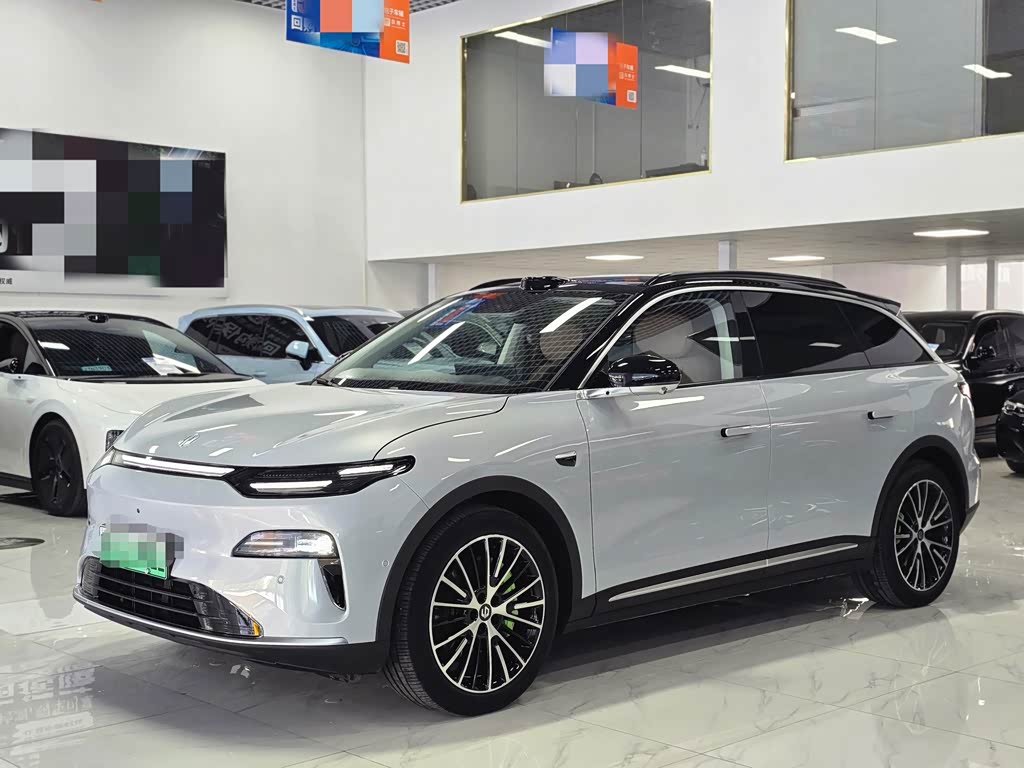 Leapmotor C11