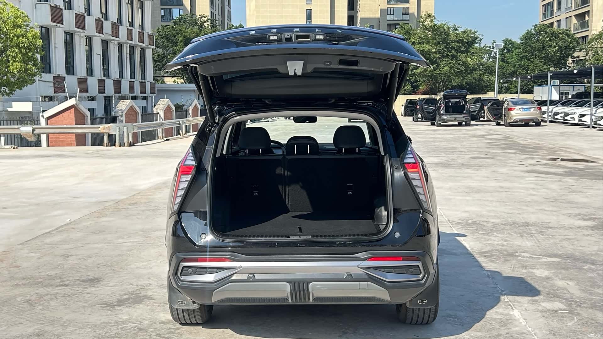Geely Boyue, 2025 8