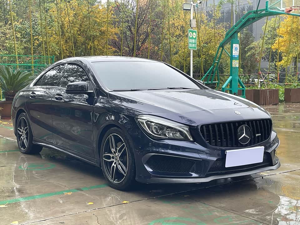 Mercedes-Benz CLA