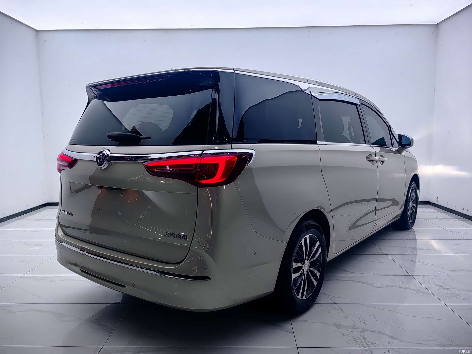 Buick GL8, 2021 17