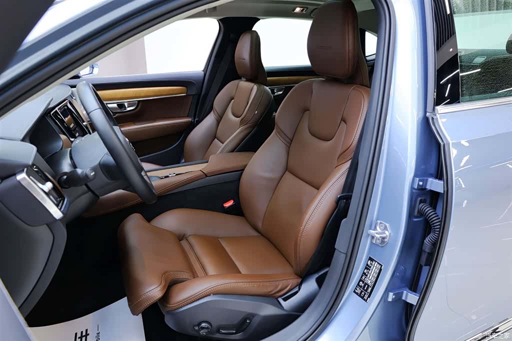 Volvo S90, 2019 25