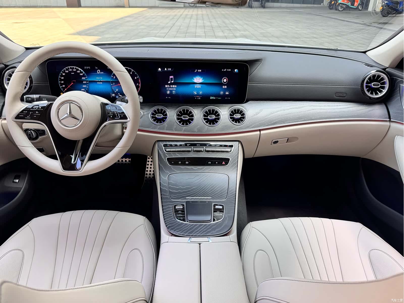 Mercedes-Benz CLS, 2022 16