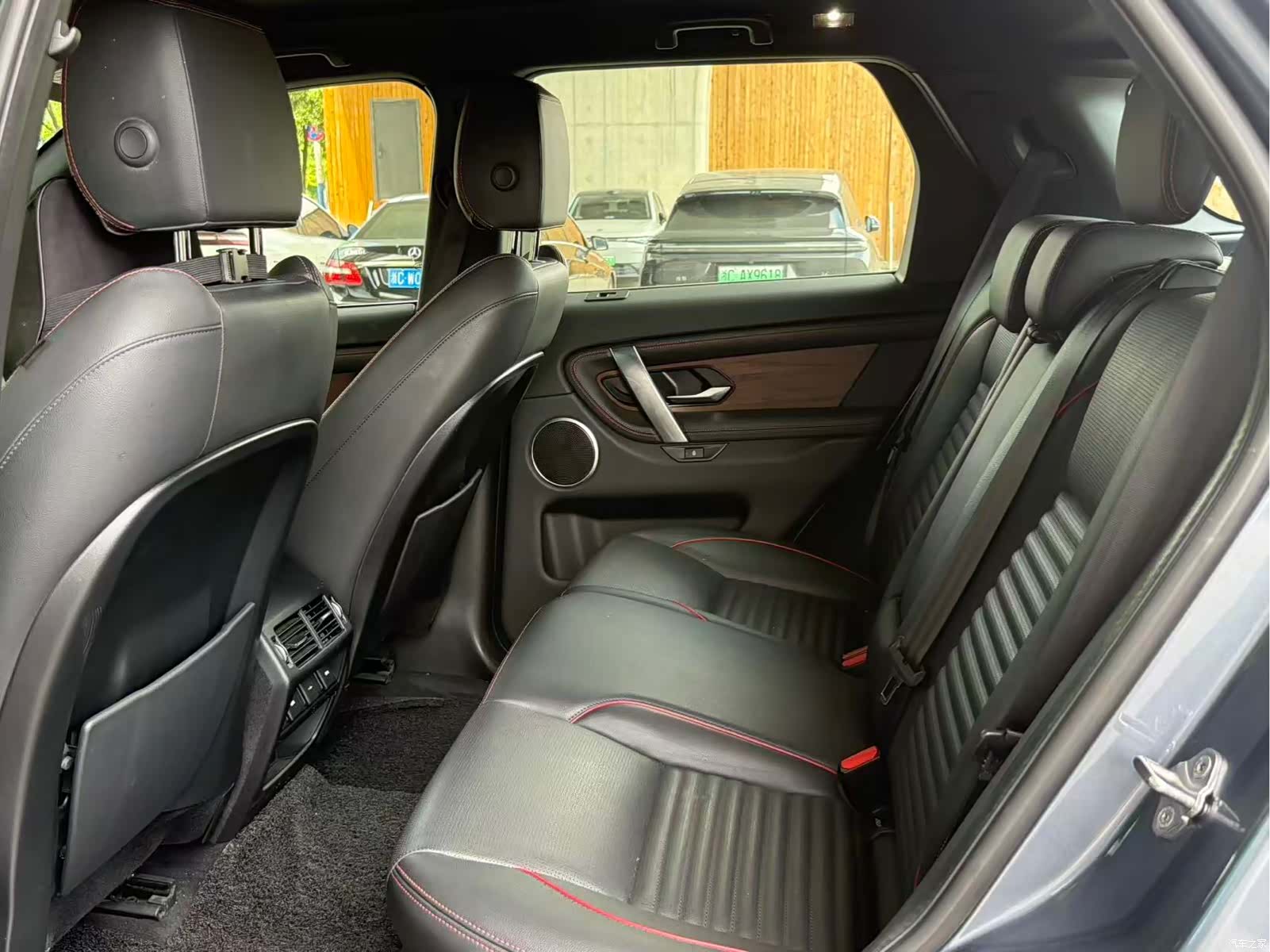 Land Rover Discovery, 2020 8