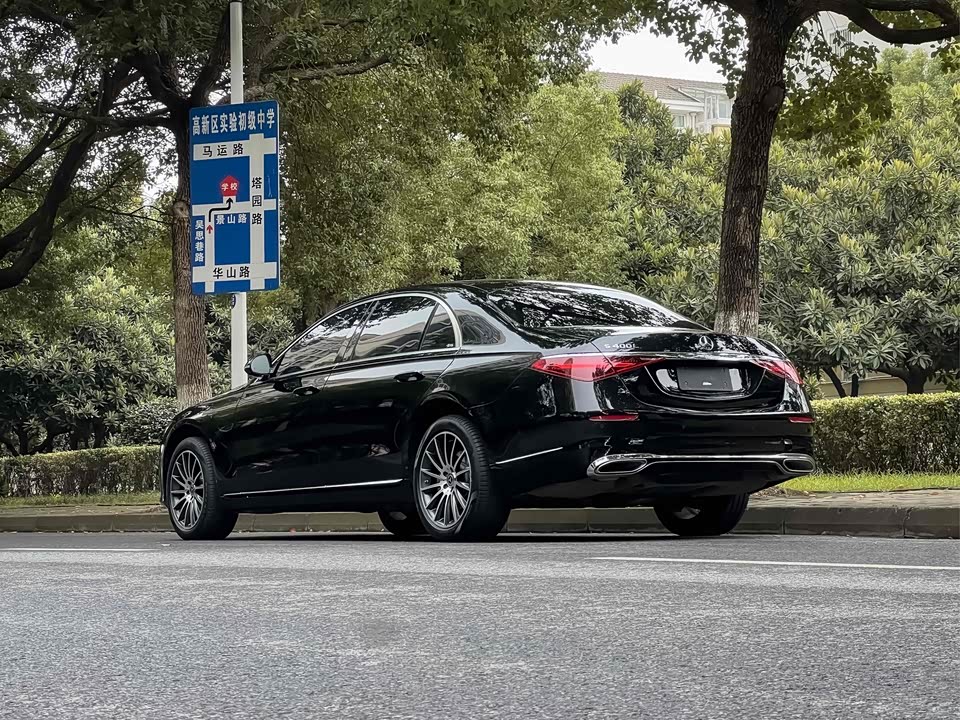 Mercedes-Benz S-class