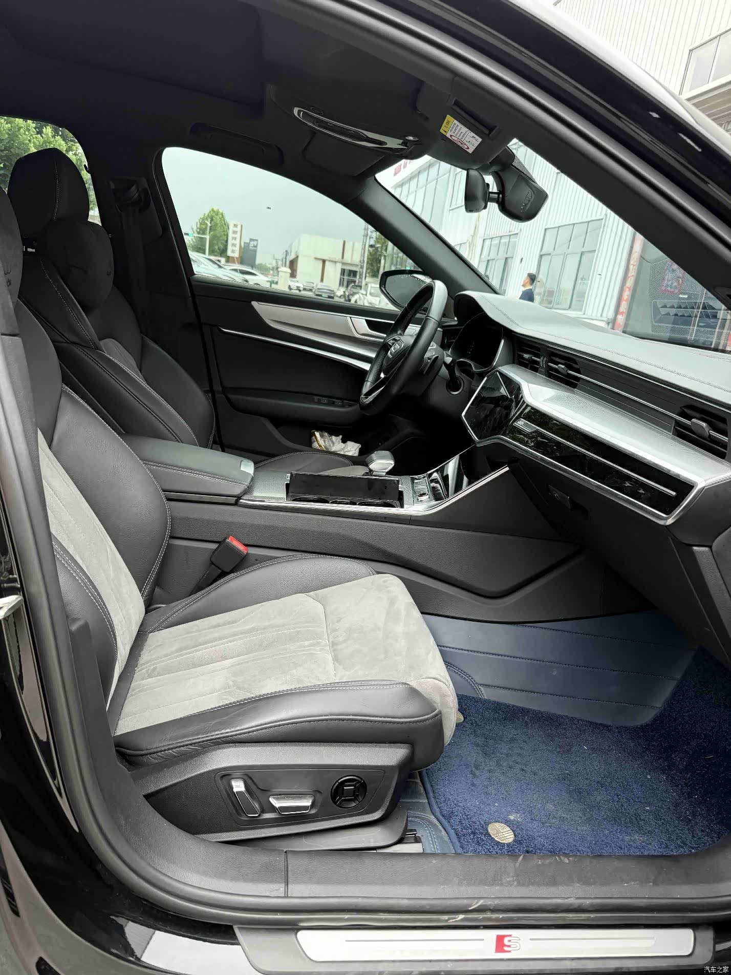 Audi A6L, 2024 4