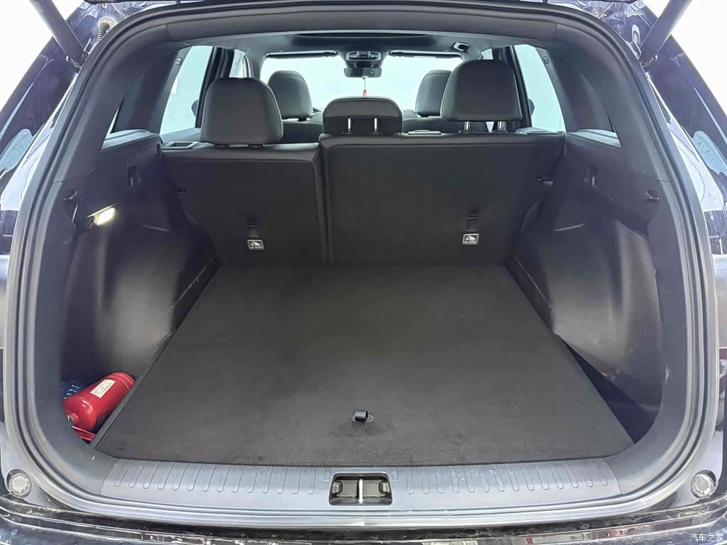Geely Xingyue L, 2024 26
