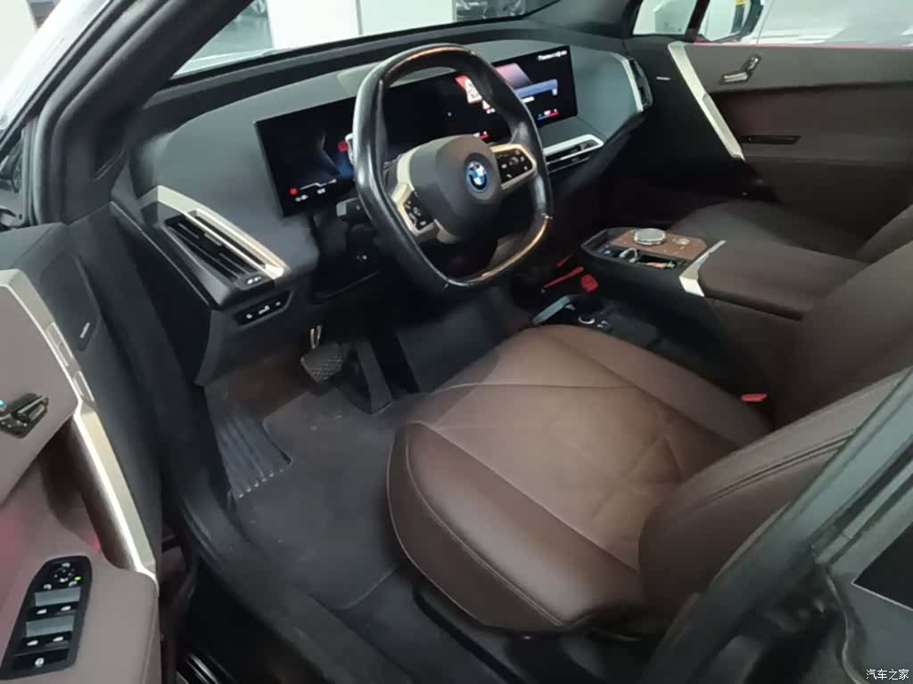 BMW iX, 2022 16