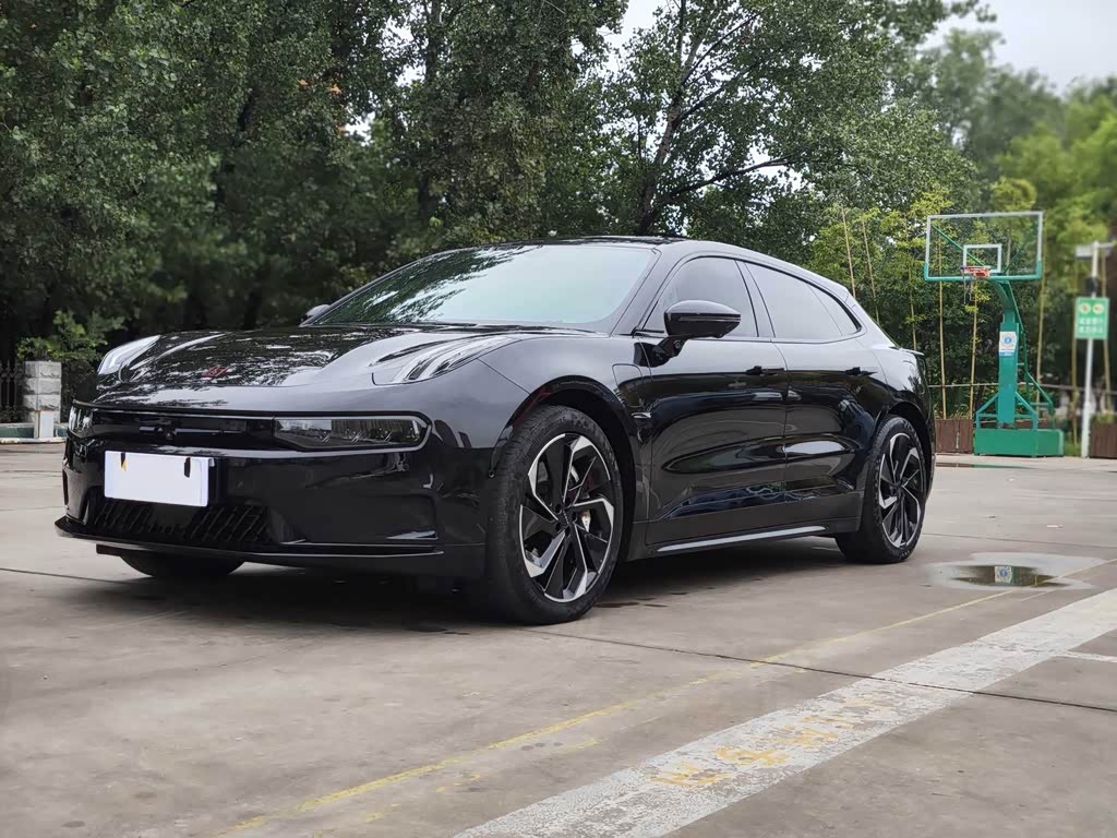 Zeekr 001