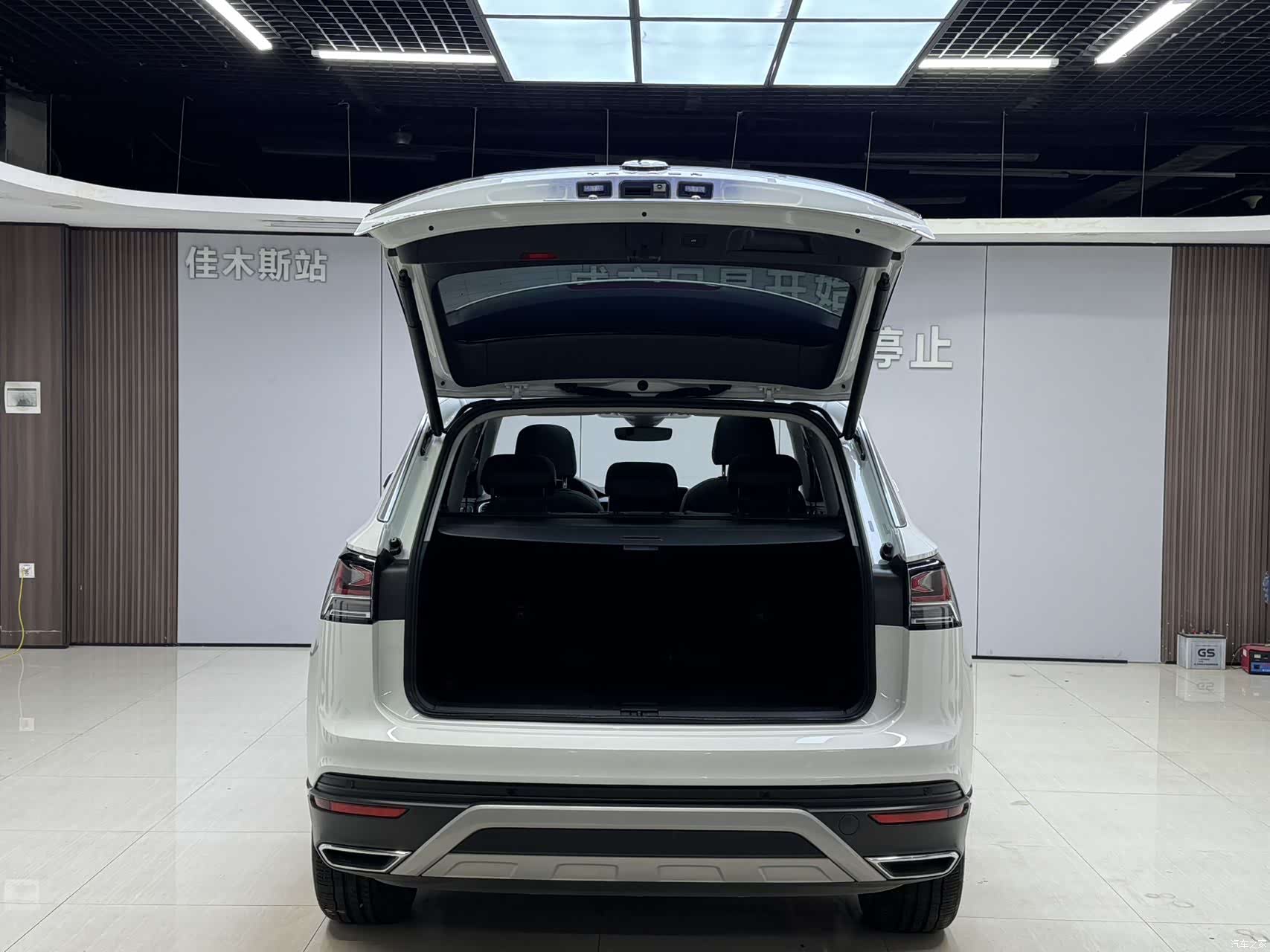 Volkswagen Tayron, 2023 8