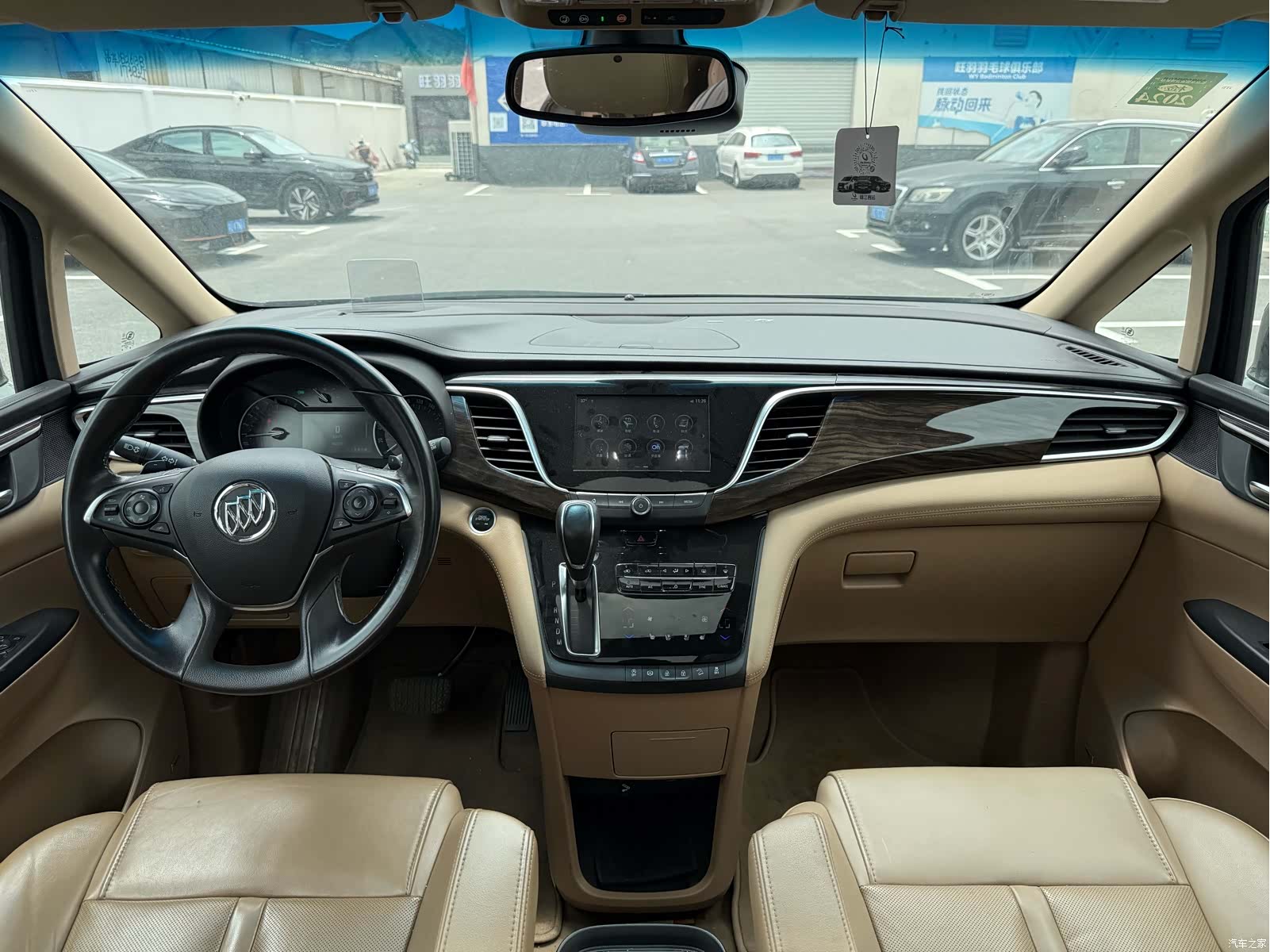 Buick GL8, 2017 8