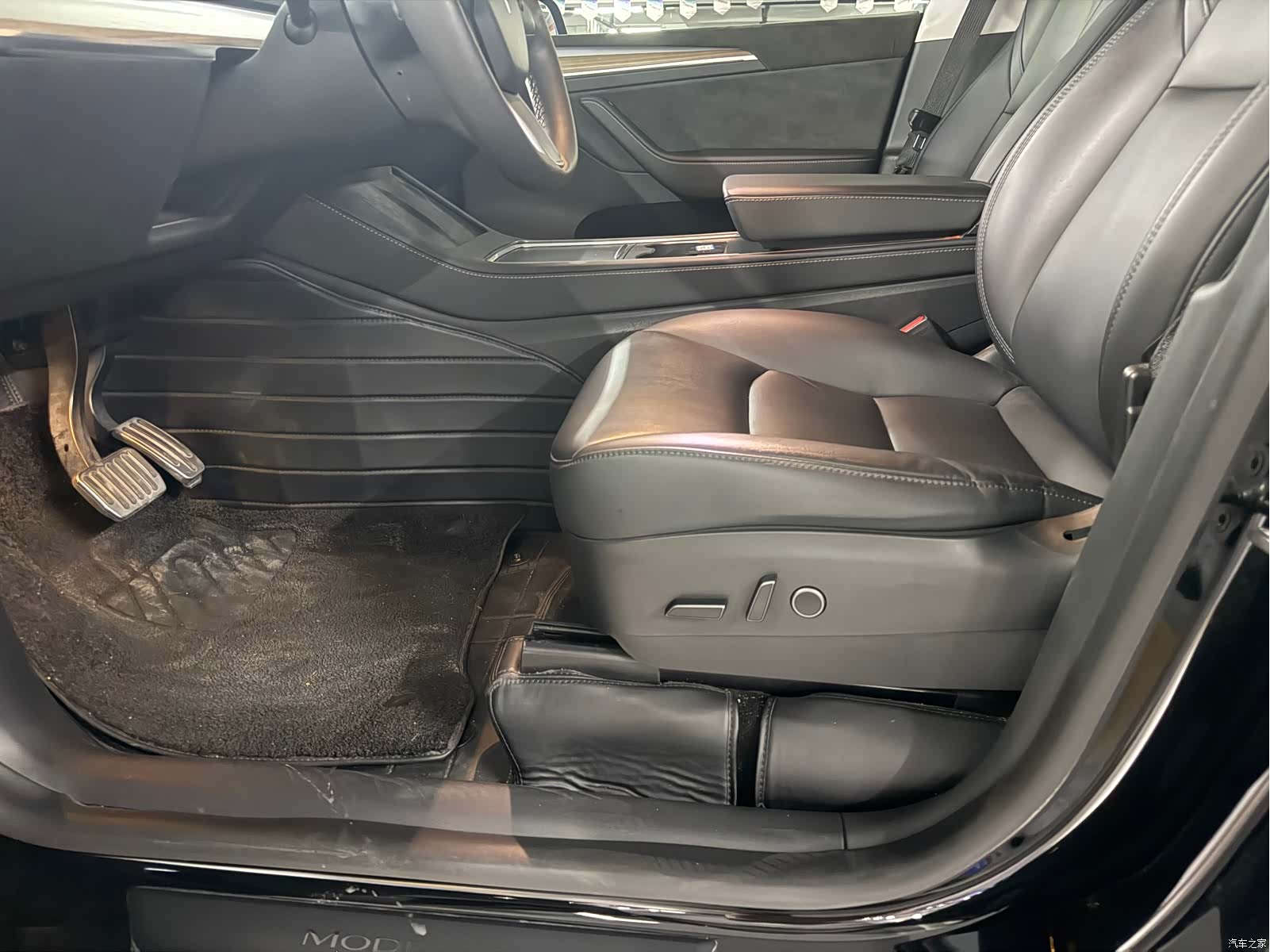 Tesla Model Y, 2021 4