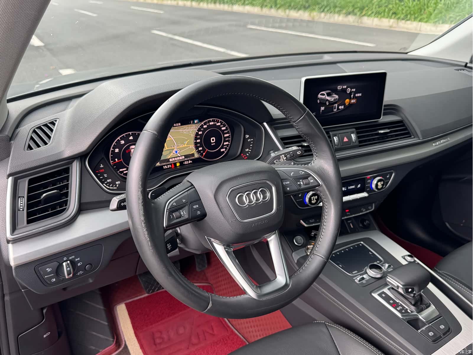Audi Q5L, 2021 все фото