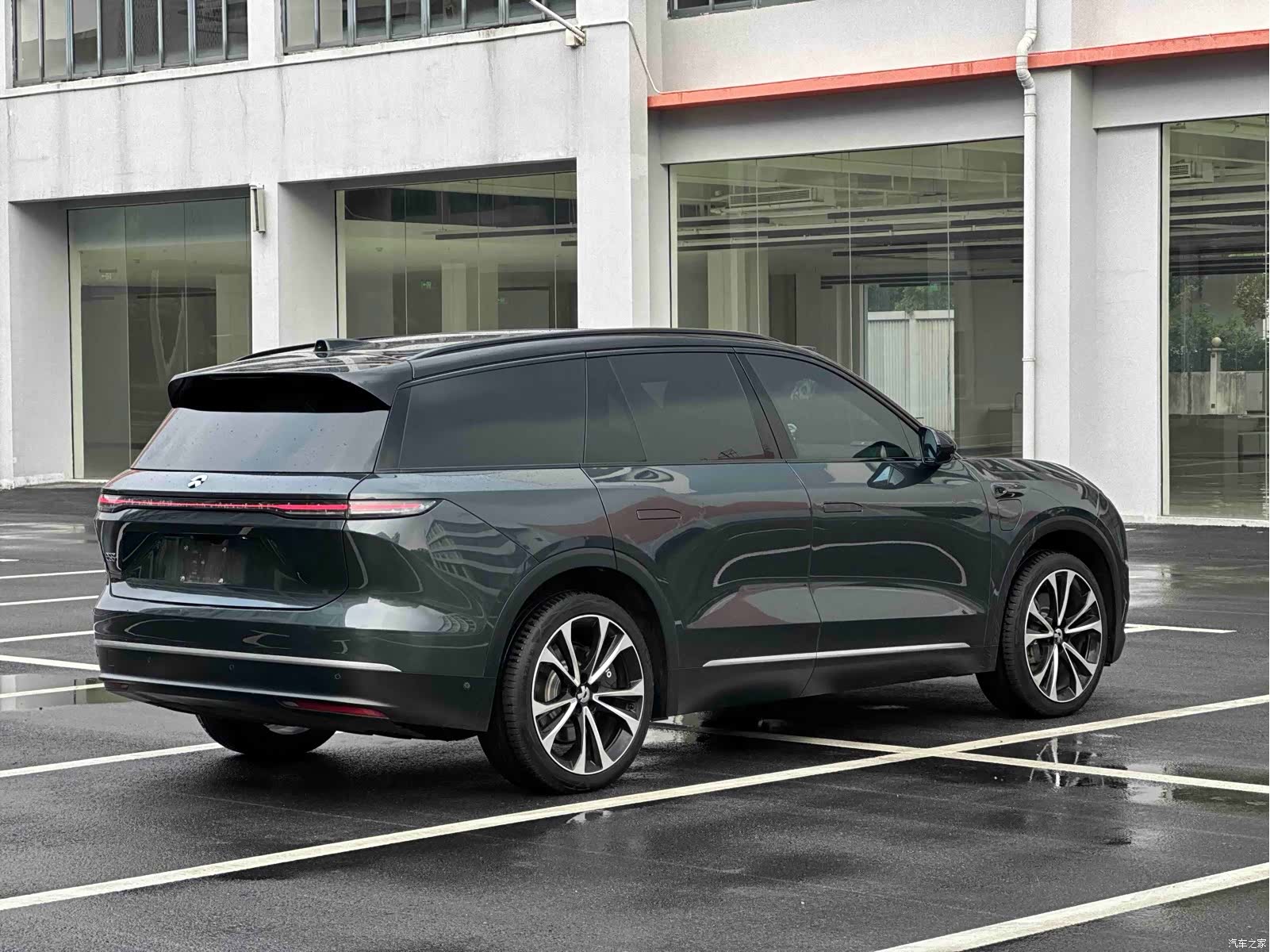 NIO ES8, 2024 4
