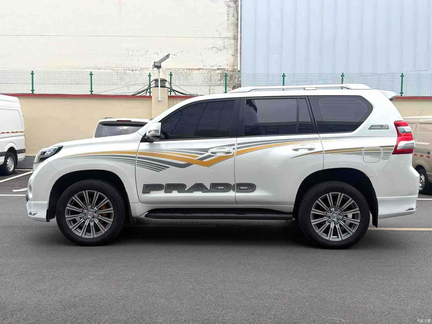 Toyota Prado, 2014 3
