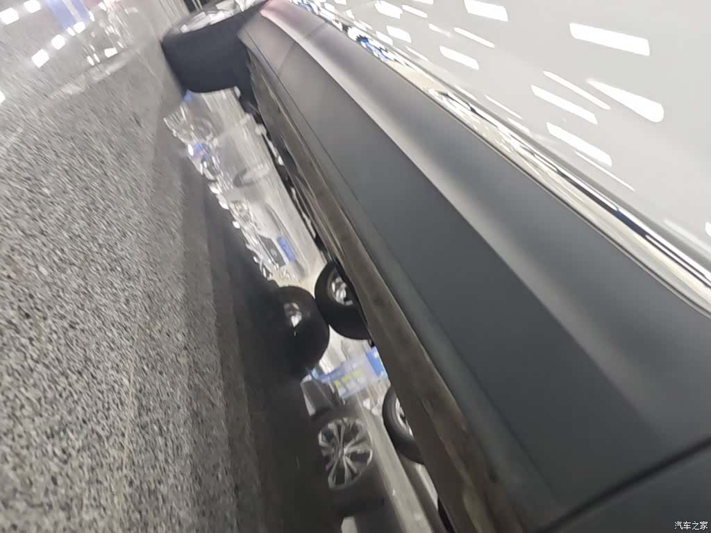Tesla Model Y, 2022 21