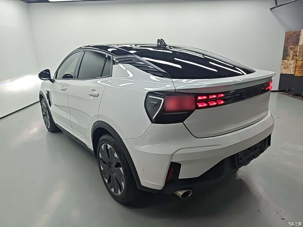 Lynk & Co 02, 2022 все фото