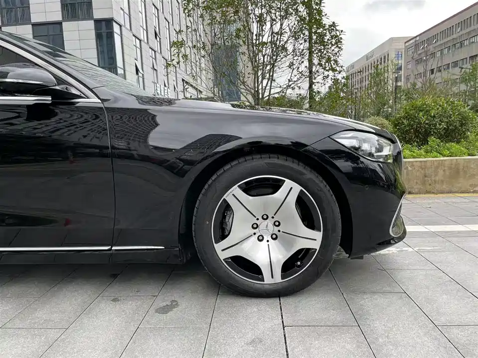 Mercedes-Benz Maybach S-class