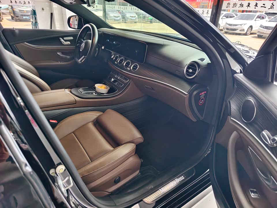 Mercedes-Benz E-class Mercedes-Benz E-class