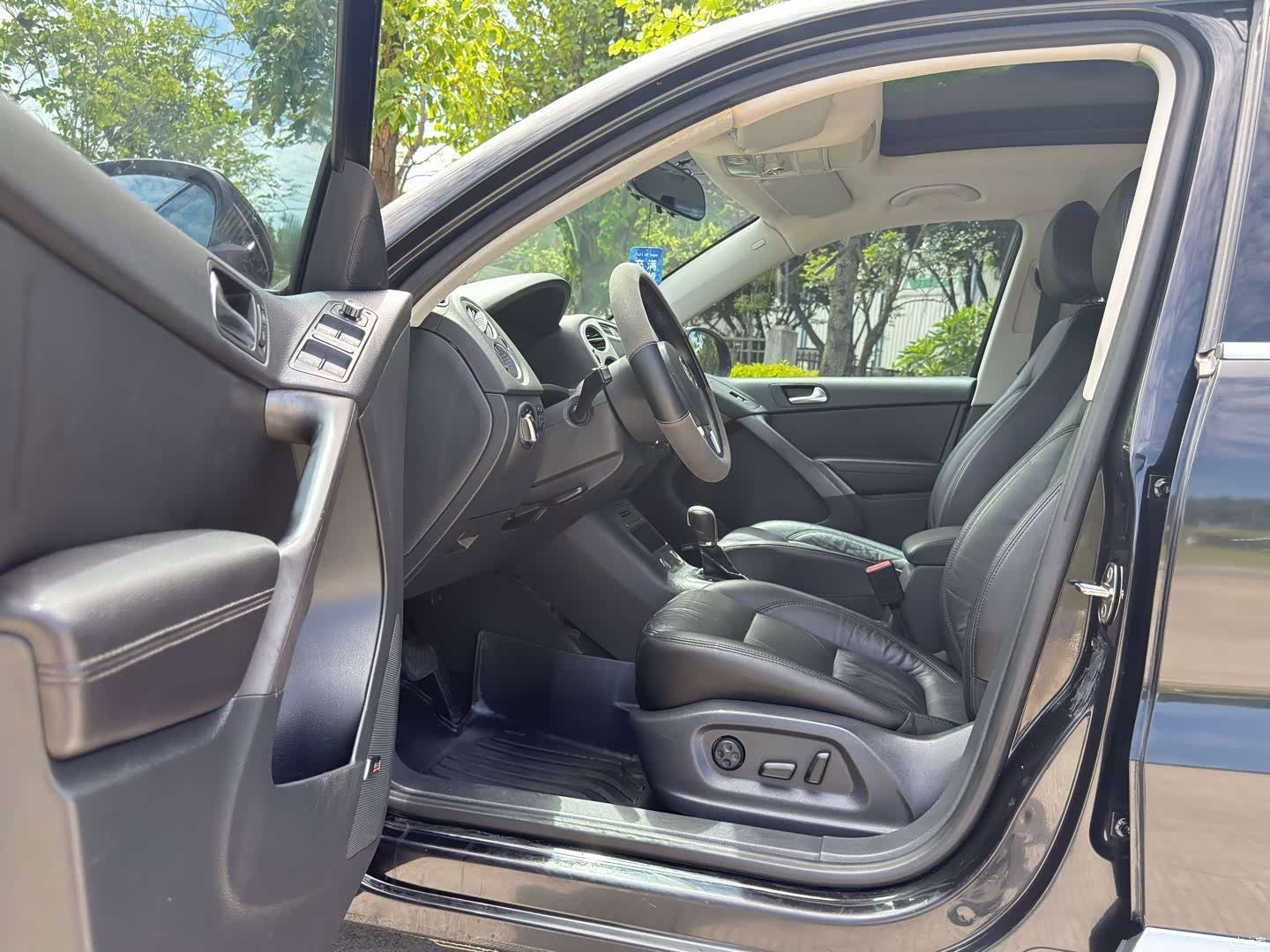 Volkswagen CC, 2012 7