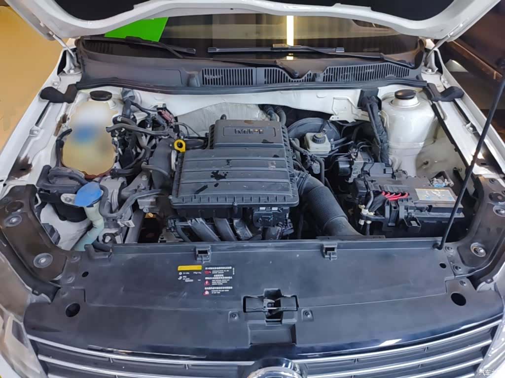 Volkswagen Lavida, 2016 20