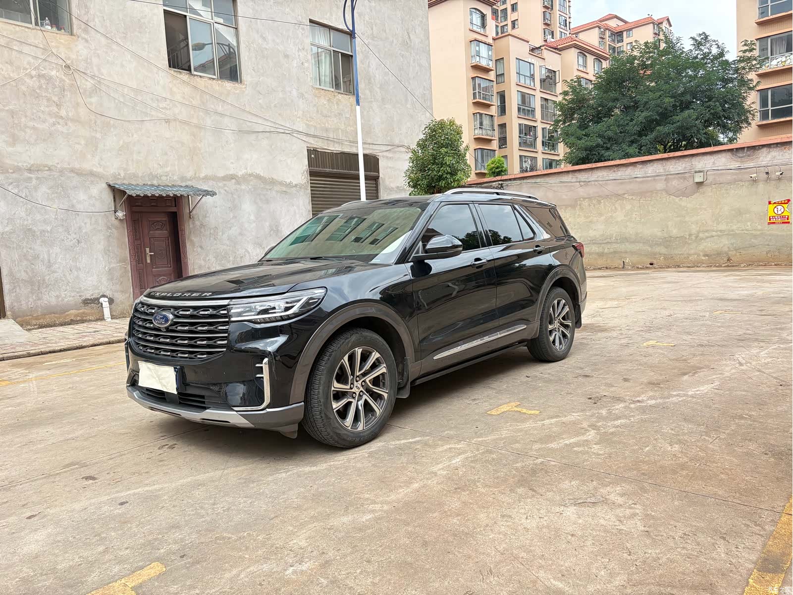 Ford Explorer, 2023 2