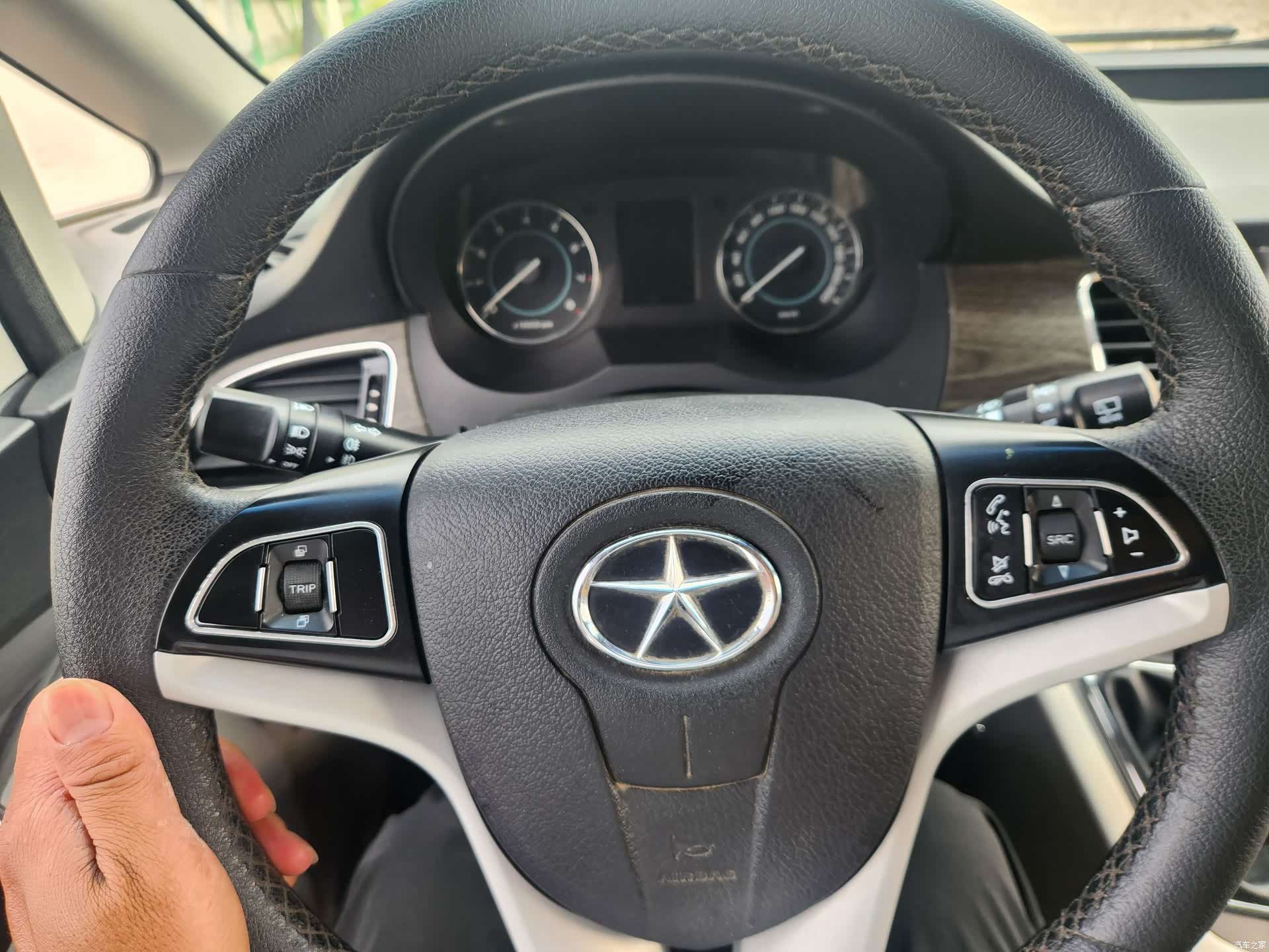 JAC M5, 2015 21