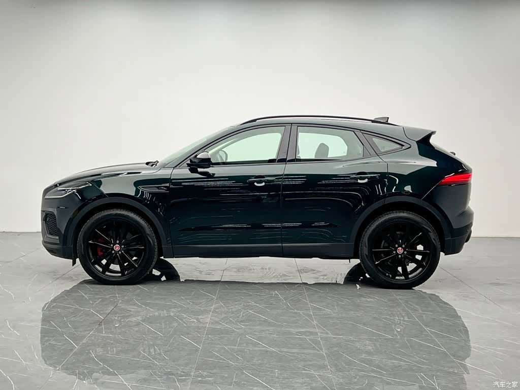 Land Rover E-PACE, 2024 3