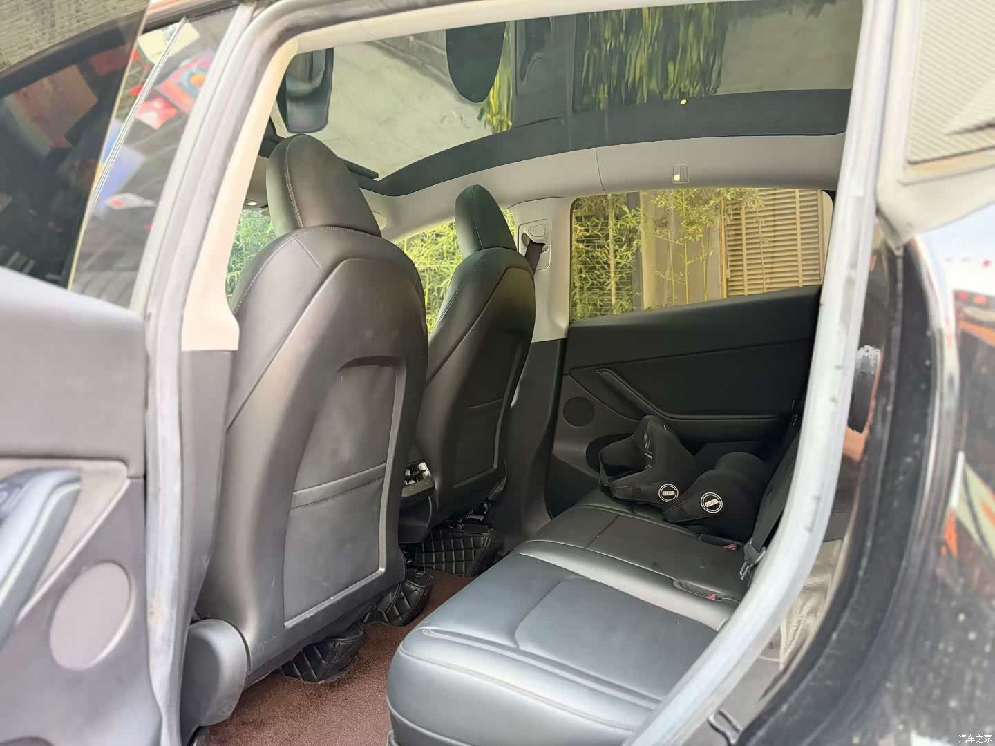 Tesla Model Y, 2022 6