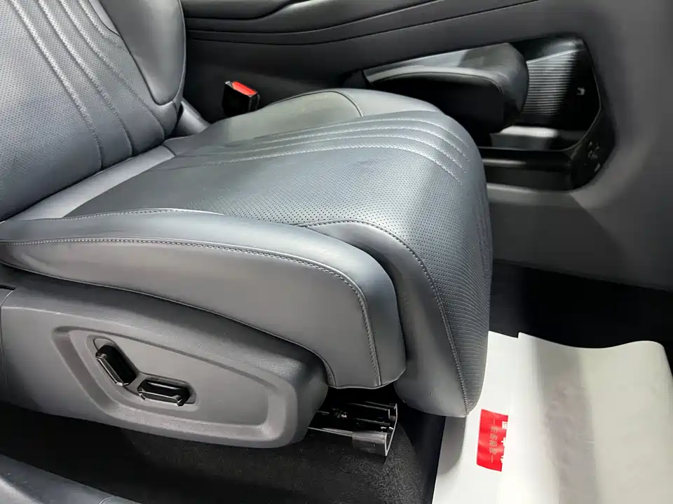 Geely Galaxy Galaxy E5