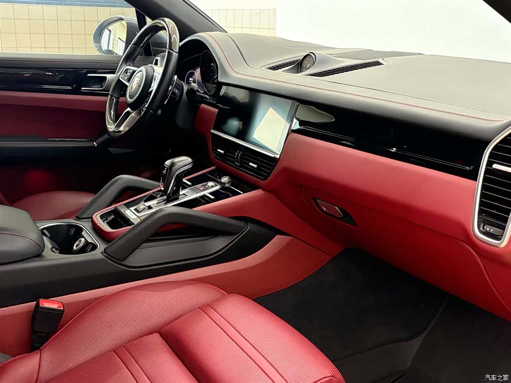 Porsche Cayenne, 2019 8