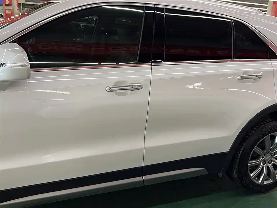 Cadillac XT4