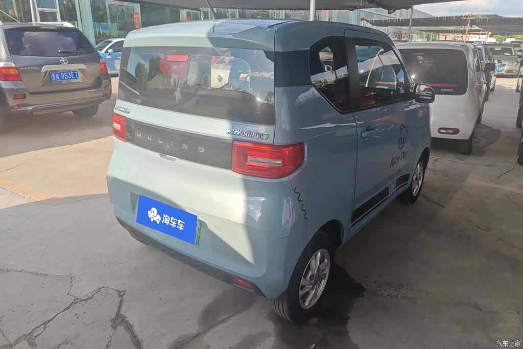 Wuling MINIEV, 2021 3
