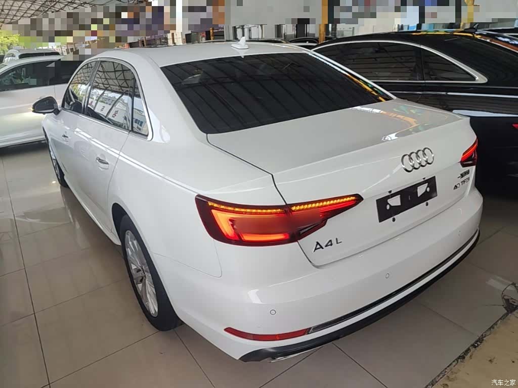 Audi A4L, 2019 все фото