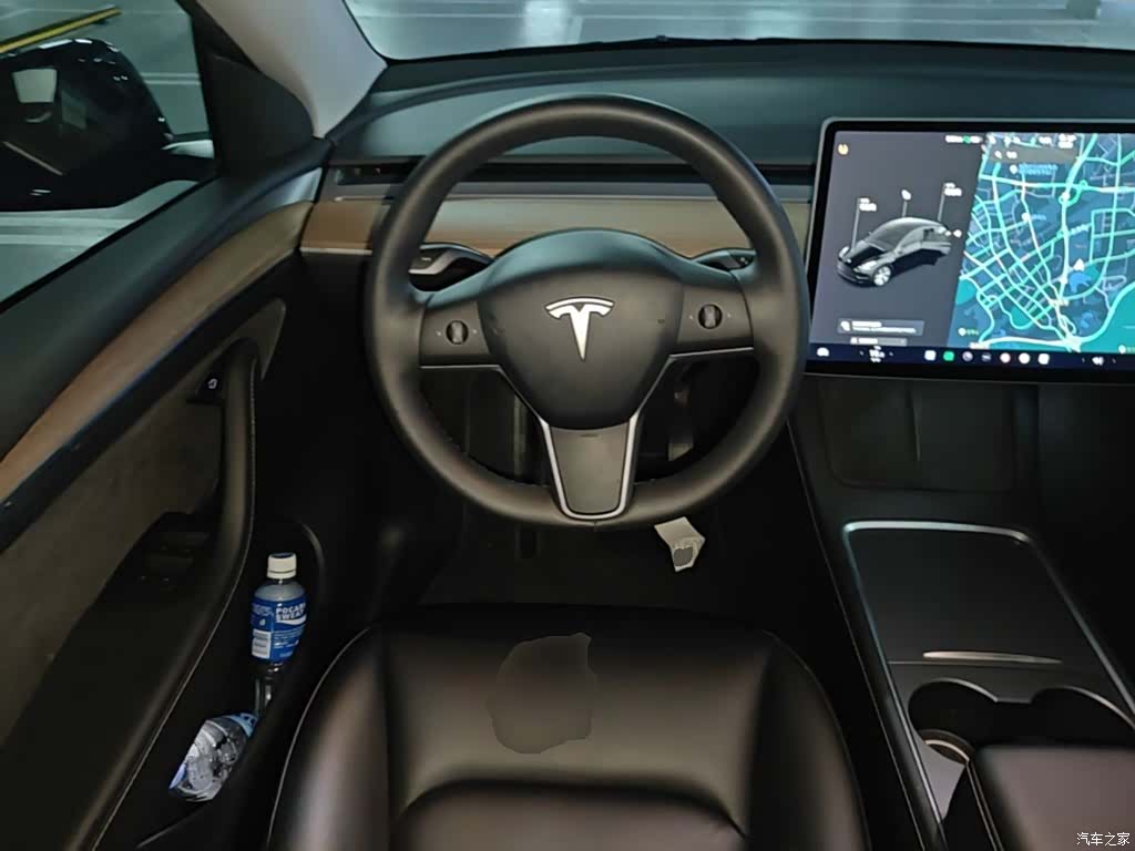 Tesla Model Y, 2021 11