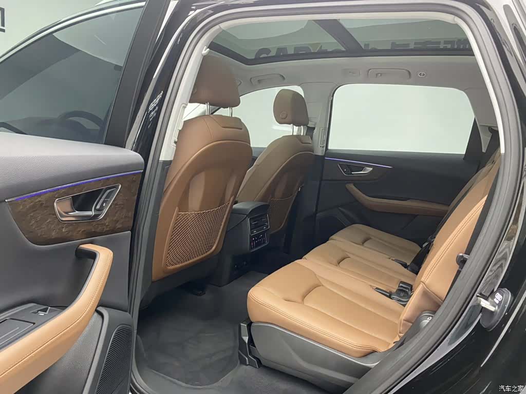 Audi Q7, 2023 21