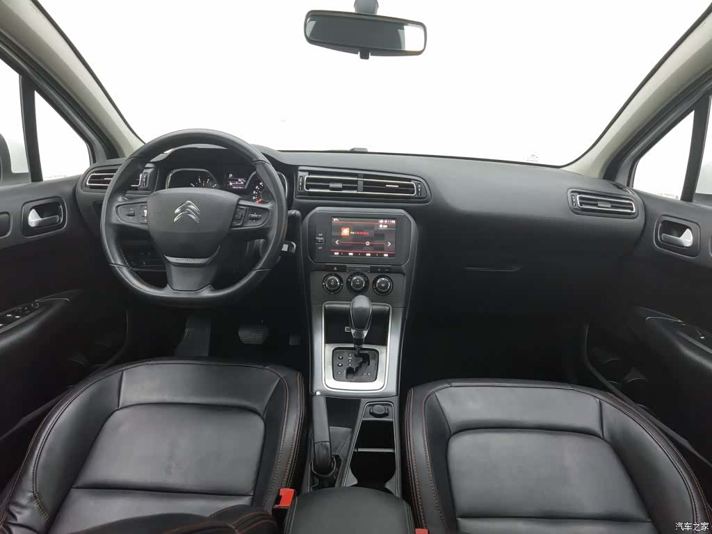 Citroen C4, 2018 все фото