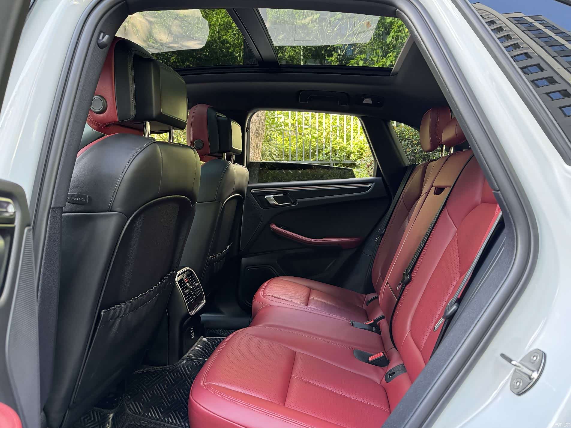 Porsche Macan, 2023 8