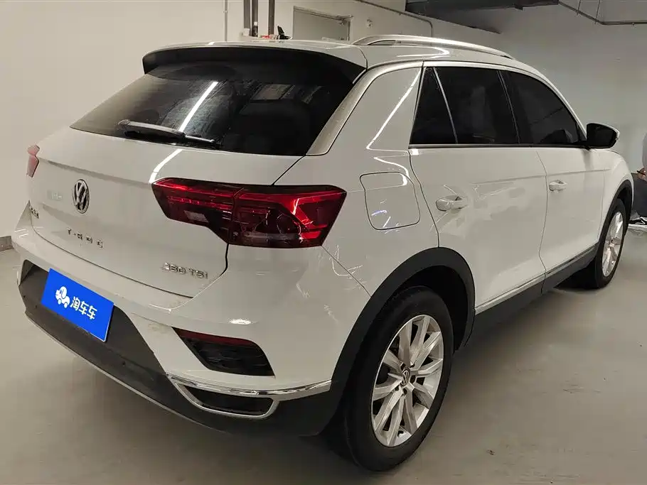 Volkswagen T-ROC exploring Songs