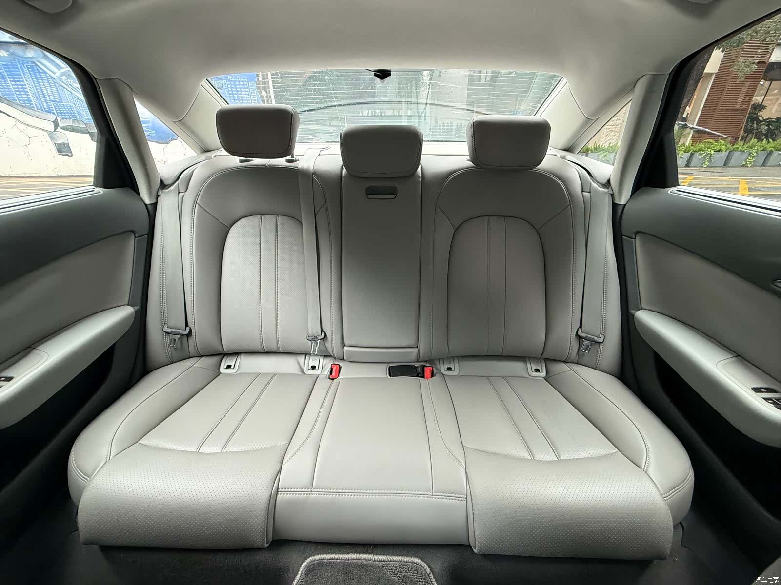 Audi A6L, 2014 8