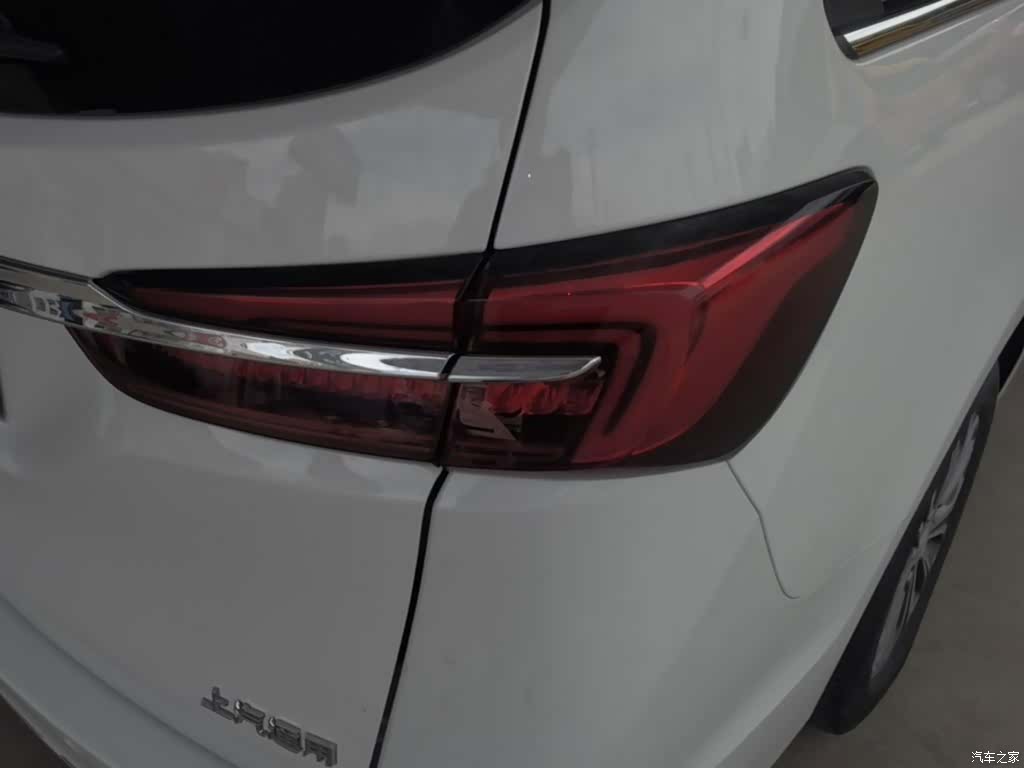 Buick GL8, 2024 8