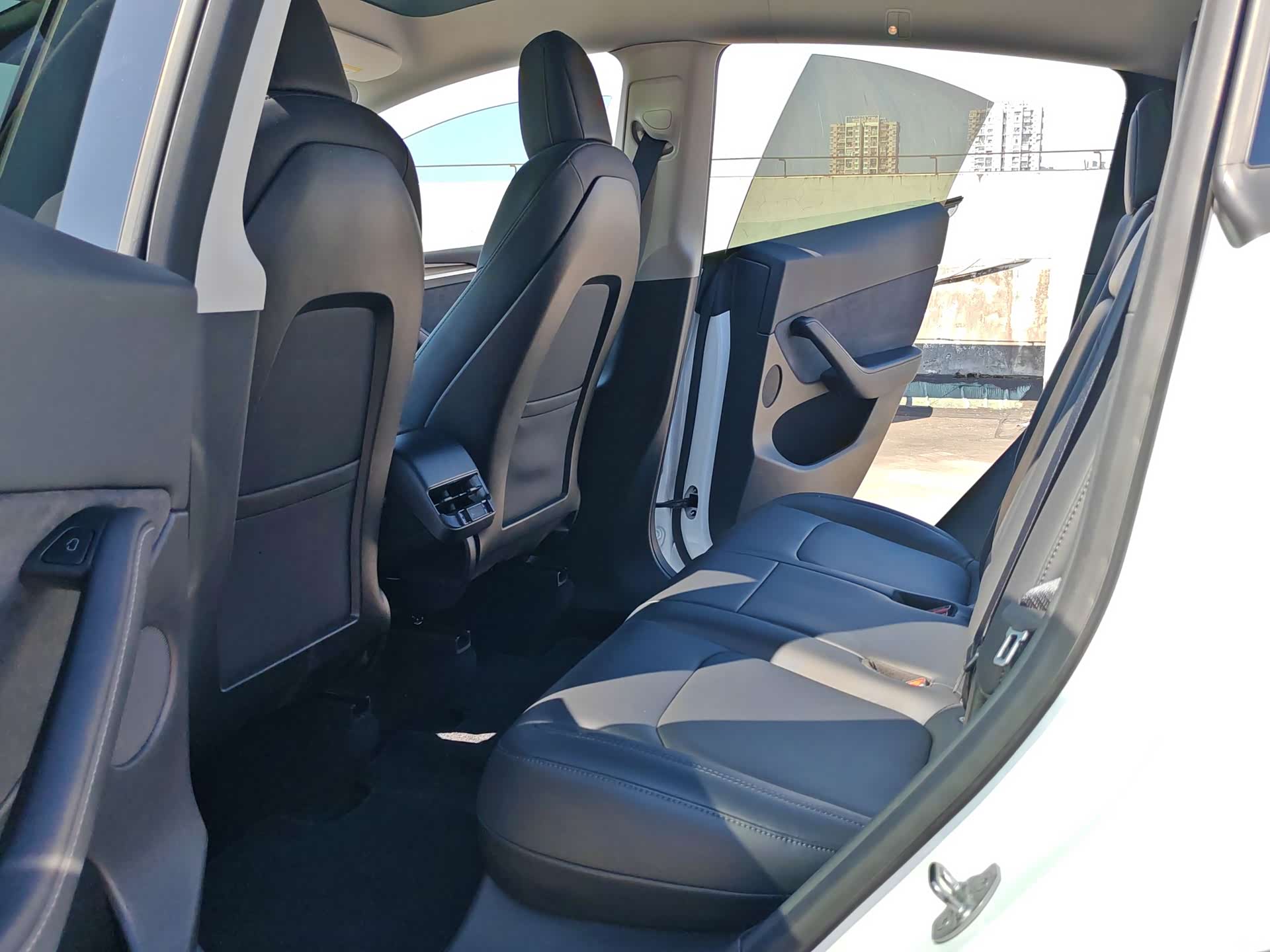 Tesla Model Y, 2021 14