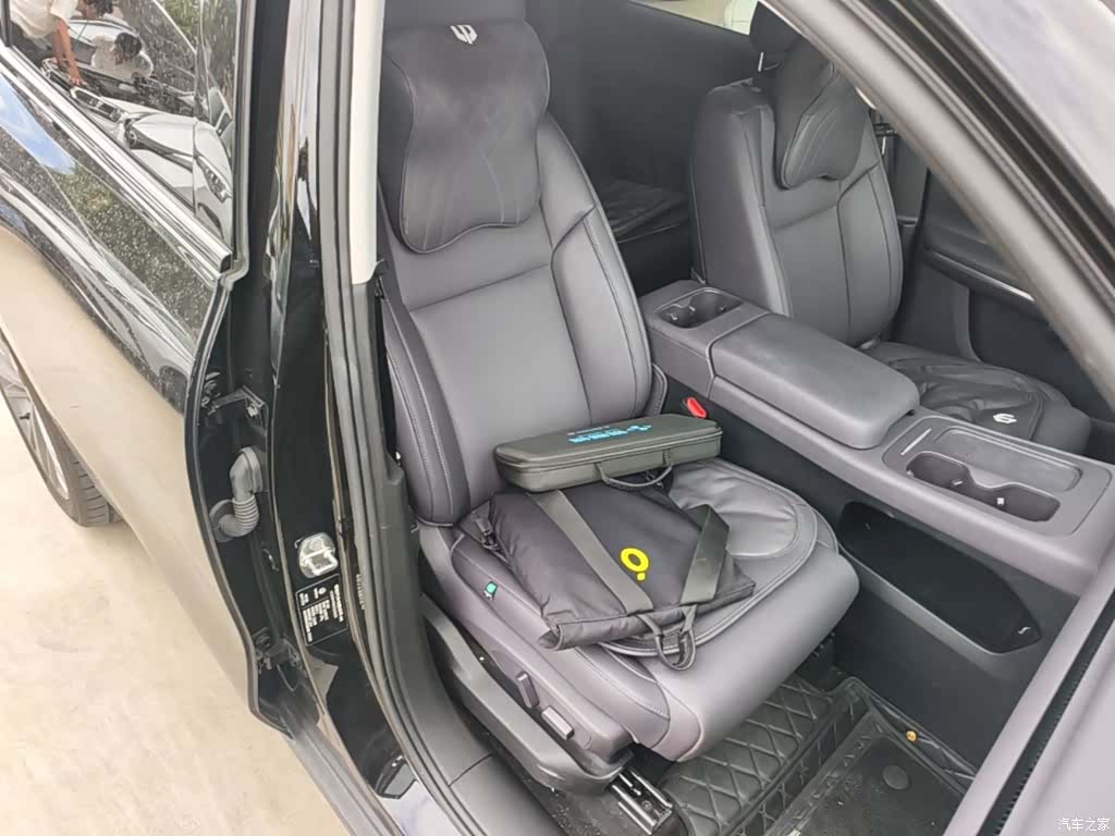 Leapmotor C16, 2025 25