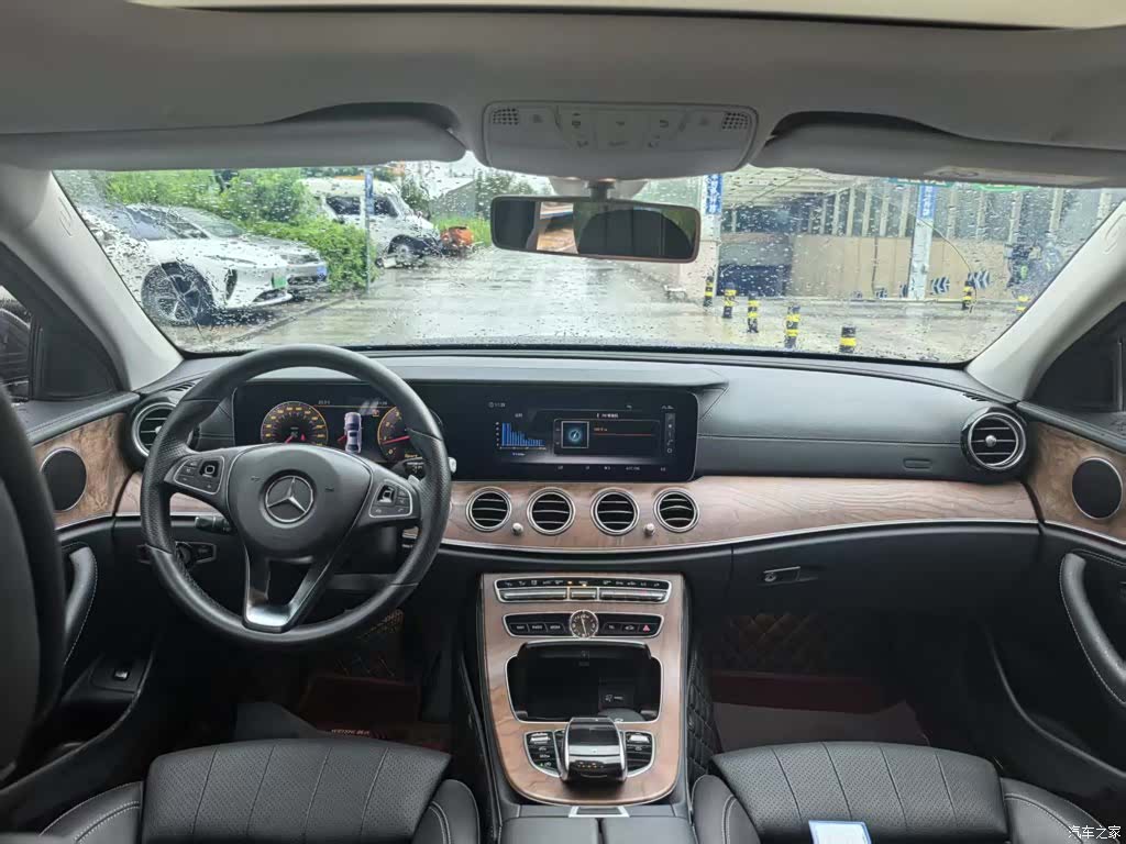 Mercedes-Benz E-Class, 2018 7