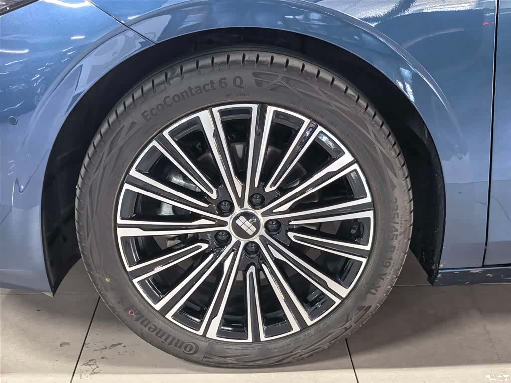 Geely A7, 2025 8
