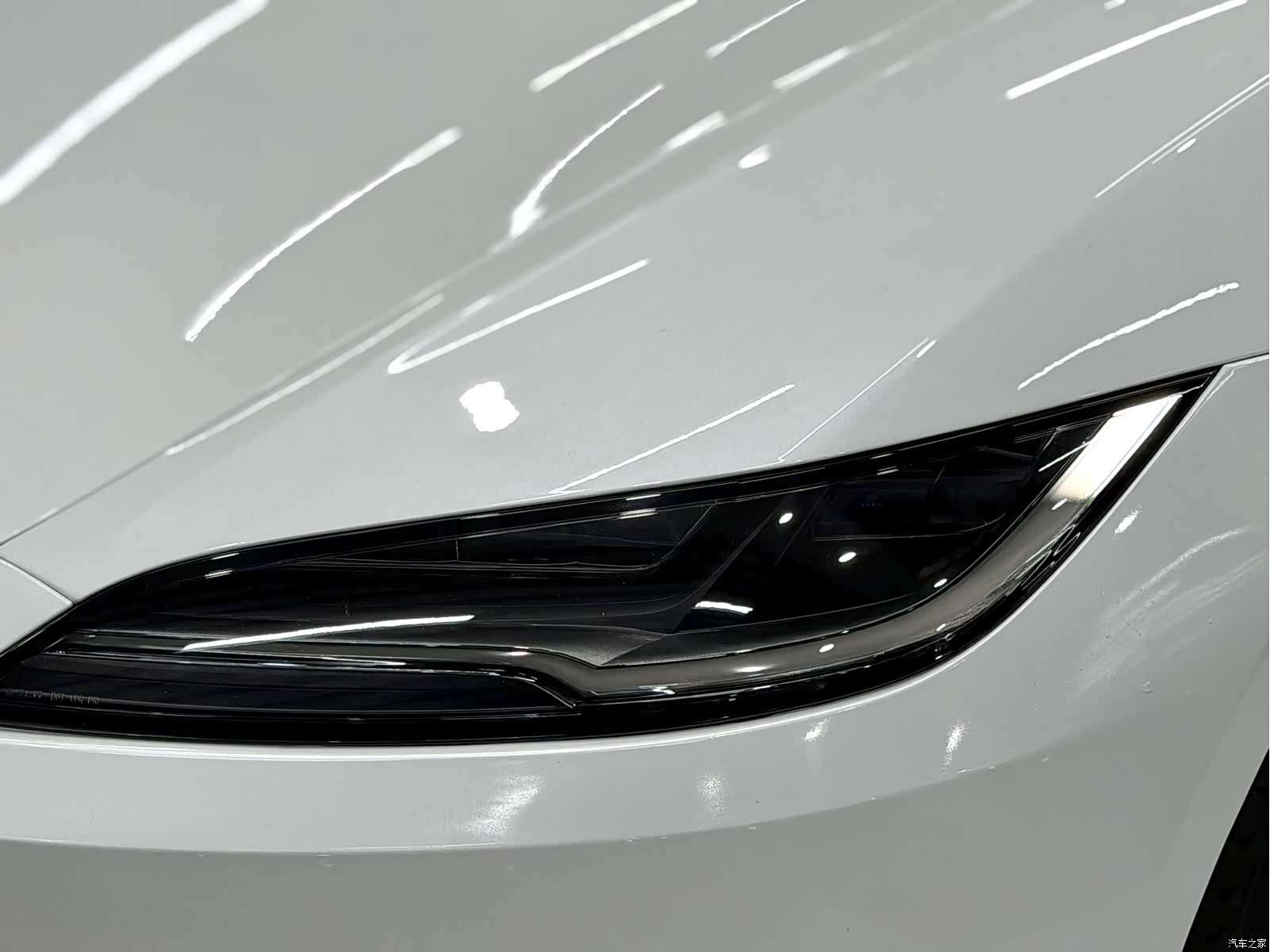 Tesla Model 3, 2024 15