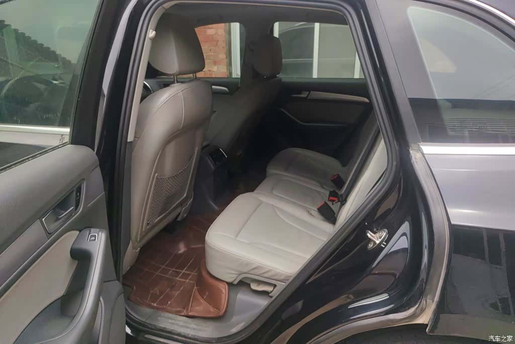 Audi Q5, 2015 11